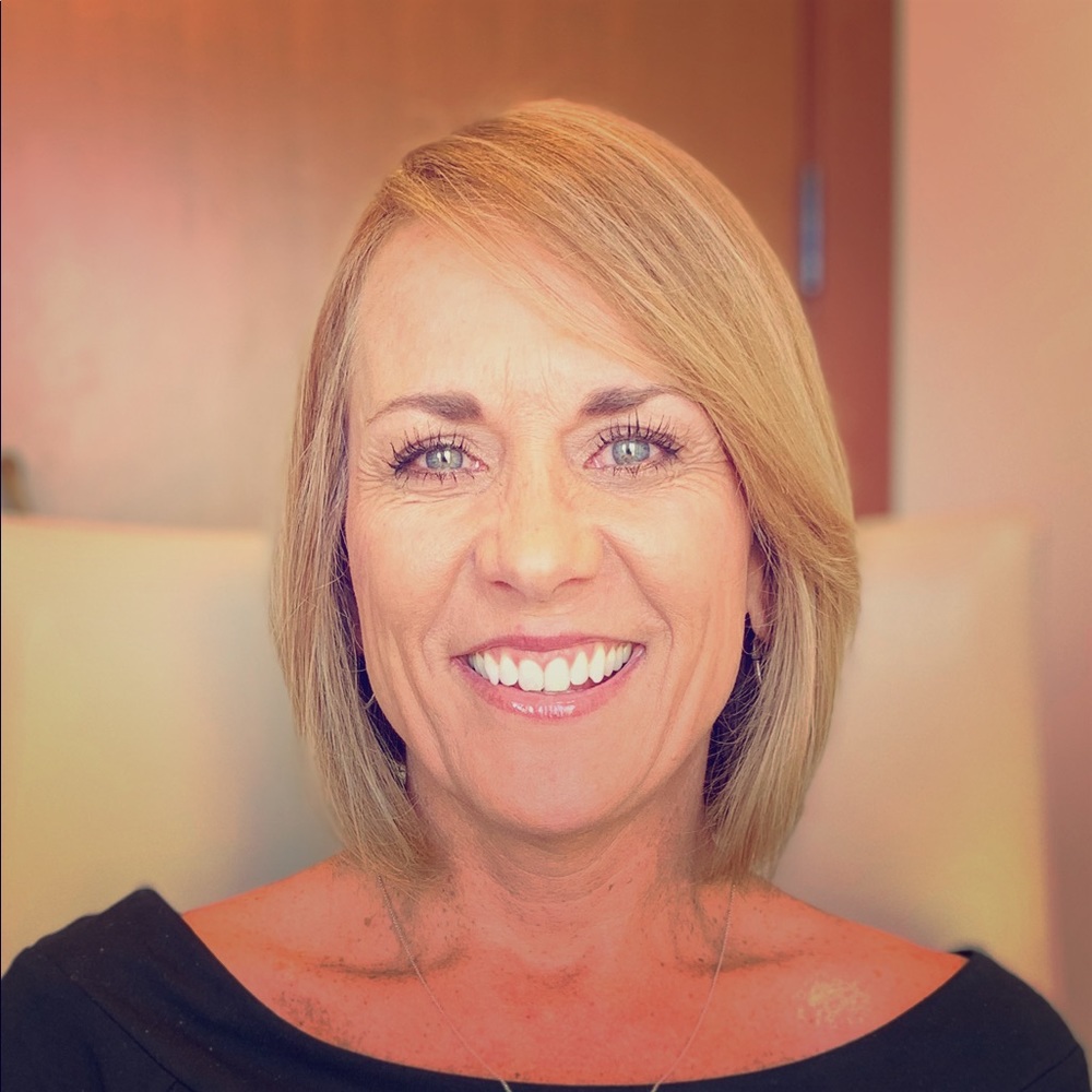 Meet your Posher, Tiffany